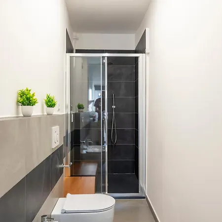 Giannini House Next To Aquarium - Happy Apartment